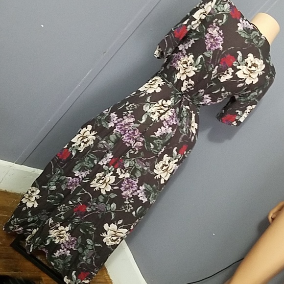 True Full Wrap Dress - Picture 3 of 8